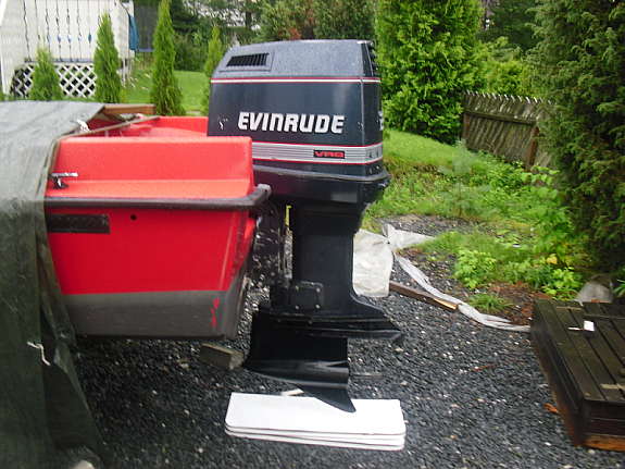 evinrude_225_med_novescone_1989.jpg