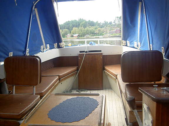 30_2053629231.jpg
