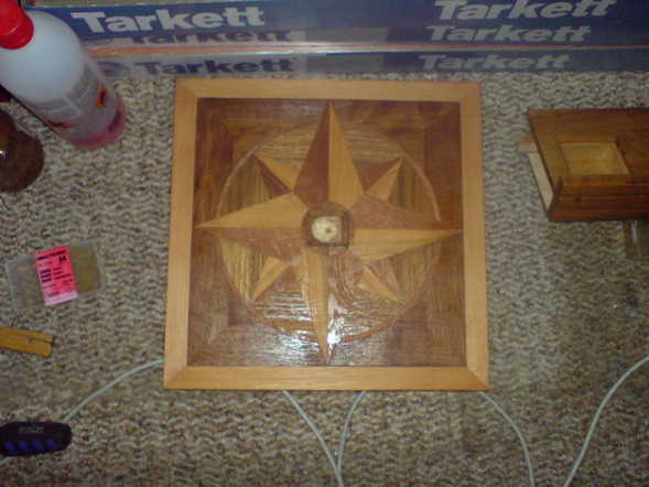 teak_bord_med_integrert_ludo_som_er_haandmalet_002.jpg