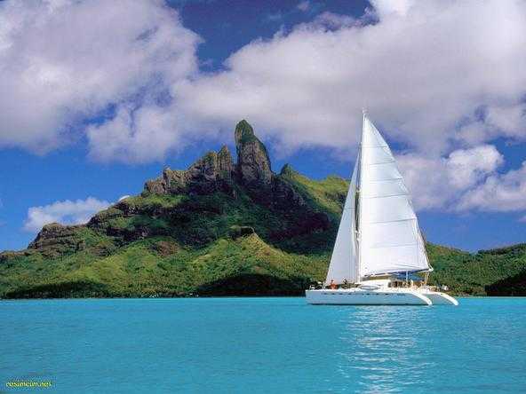 landscape__bora_bora_lagoon_with_catamaran__french_polynesia.jpg