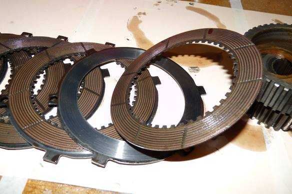 cluchplater.jpg