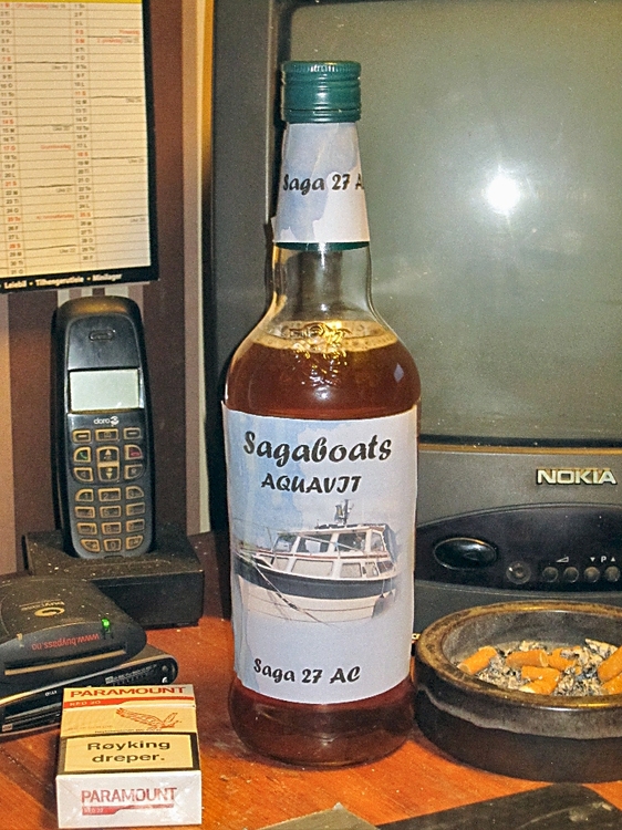 saga_akkevit.jpg.2d5dd54d98f0106632f5d874712d513f.jpg
