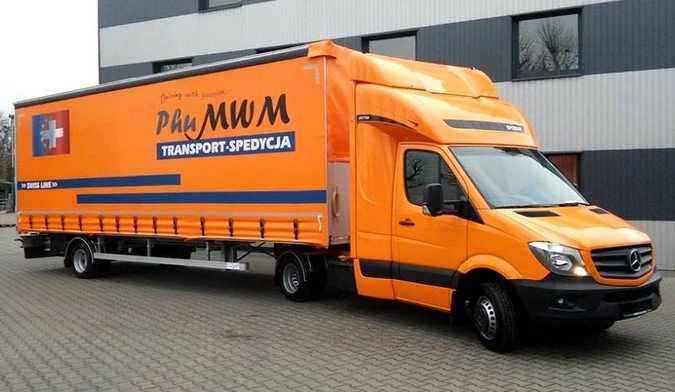 MB-Sprinter-semi-trailer.jpg.db64c562564d9ba2b4d928159fd3c806.jpg