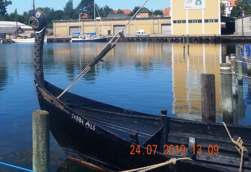 771998349_vikingDSCN5384.JPG.eff071739792cab957a84bd1a4347d98.JPG