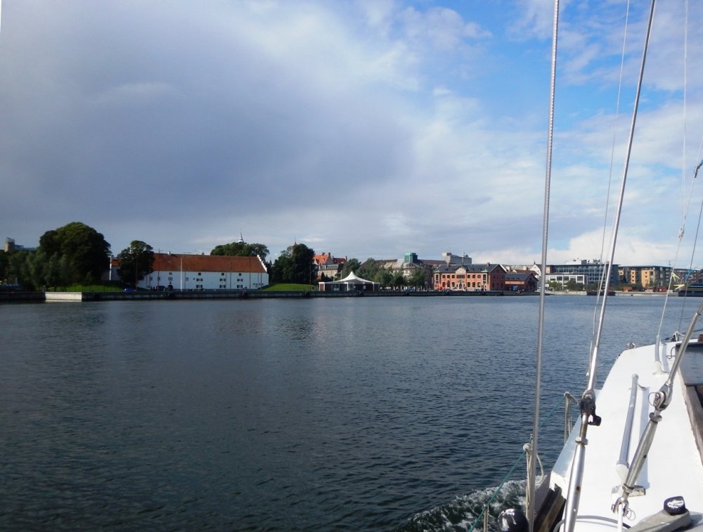 1685182029_slottDSCN6065.JPG.17e67761d63eee92c59509a98b7dda48.JPG
