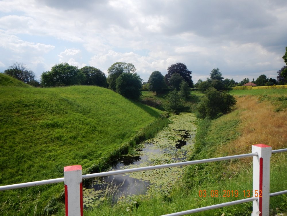 843875019_DanmarksPortVold.DSCN5631.JPG.69a26413b8585a01b3c73ffa4cbc1fac.JPG
