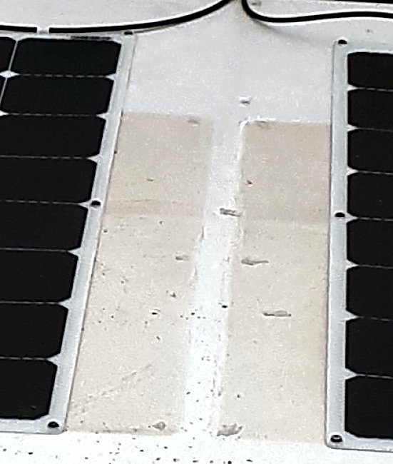 solcellepanel_gul_gelcoat.jpg.501b364f1e96463887831f9d2c2186ff.jpg