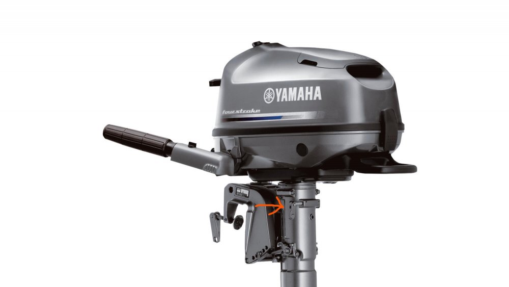Inked2019-Yamaha-F6-EU-Detail-001-03_LI.jpg.4c15618f7d75789d3c6eec7c86148a17.jpg