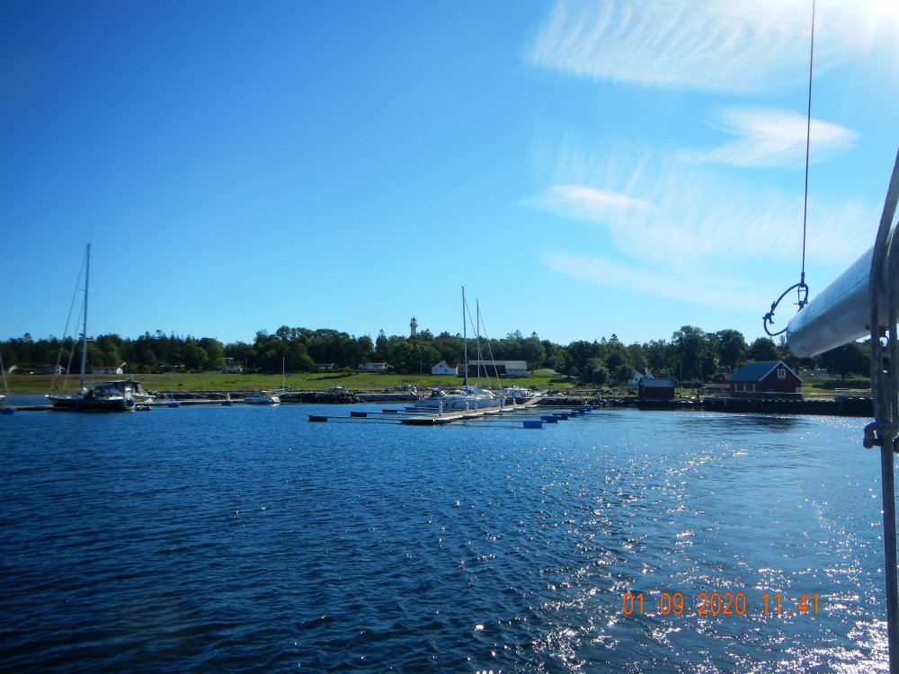 DSCN7590.jomfruland.JPG.75641e1bc90d4de3fed6d9a59d82cb90.JPG
