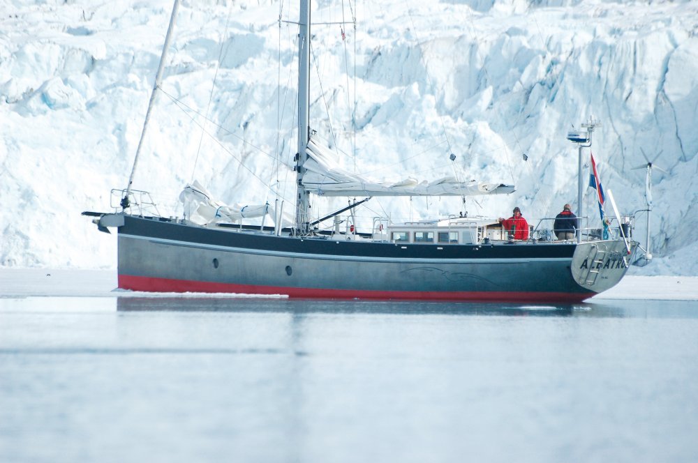 Bestevaer_55ST_Albatros_Aluminium_Sailing_Yacht_Exterior-37.jpg.5c04581e0eafec52fec6c2572e269d0d.jpg