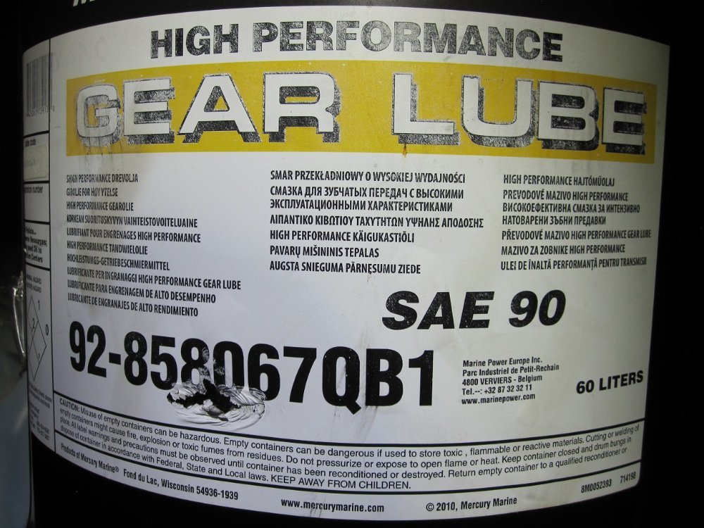 gearlube.JPG.ef6742e885b96b8059fbcf8387b76bed.JPG