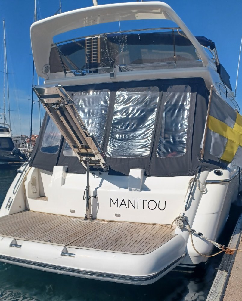 manitou.jpg.9d9efd596ce6cca1d171c6ee9ca8482f.jpg